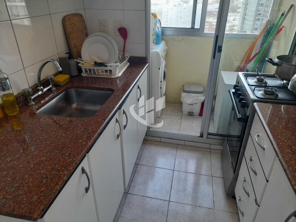 Apartamento ID.1497 - PUNTA DEL ESTE PARADA 2 BRAVA 2 DORMITORIOS EDIFICIO CON SERVICIOS