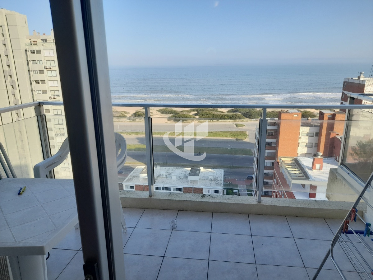 Apartamento ID.1497 - PUNTA DEL ESTE PARADA 2 BRAVA 2 DORMITORIOS EDIFICIO CON SERVICIOS