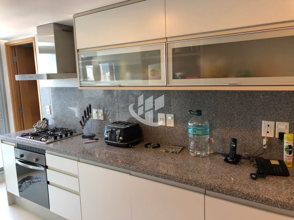 Apartamento ID.1625 - PUNTA DEL ESTE MANSA 3 DORMITORIOS Y DEPENDENCIA EXCELENTE VISTA AL MAR!!! 