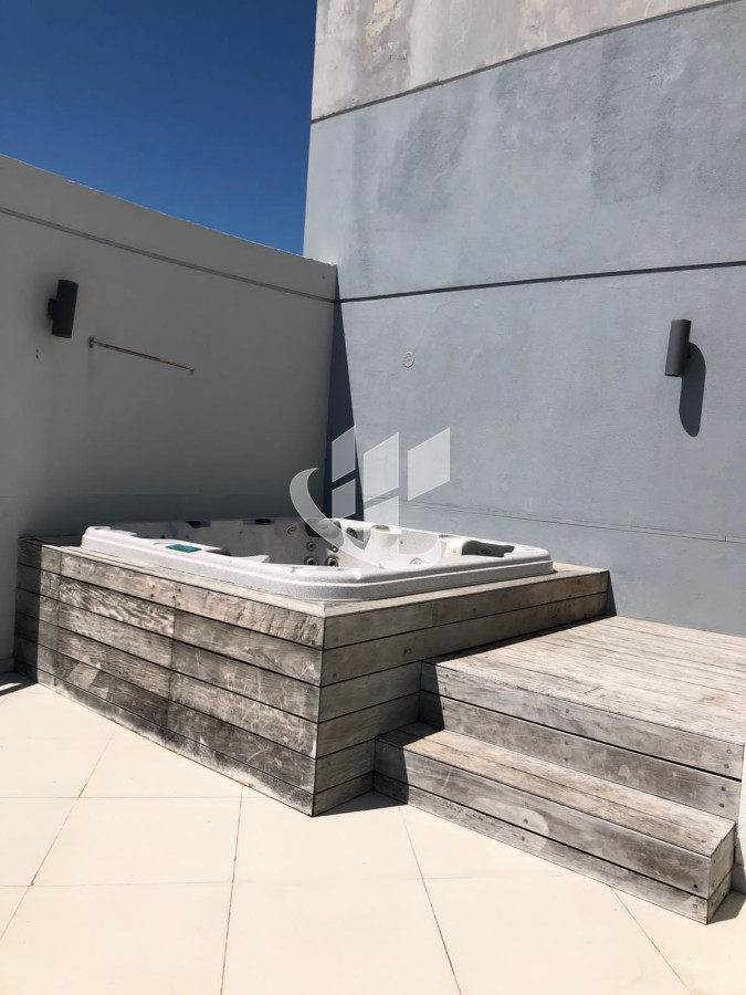 Apartamento ID.1625 - PUNTA DEL ESTE MANSA 3 DORMITORIOS Y DEPENDENCIA EXCELENTE VISTA AL MAR!!! 