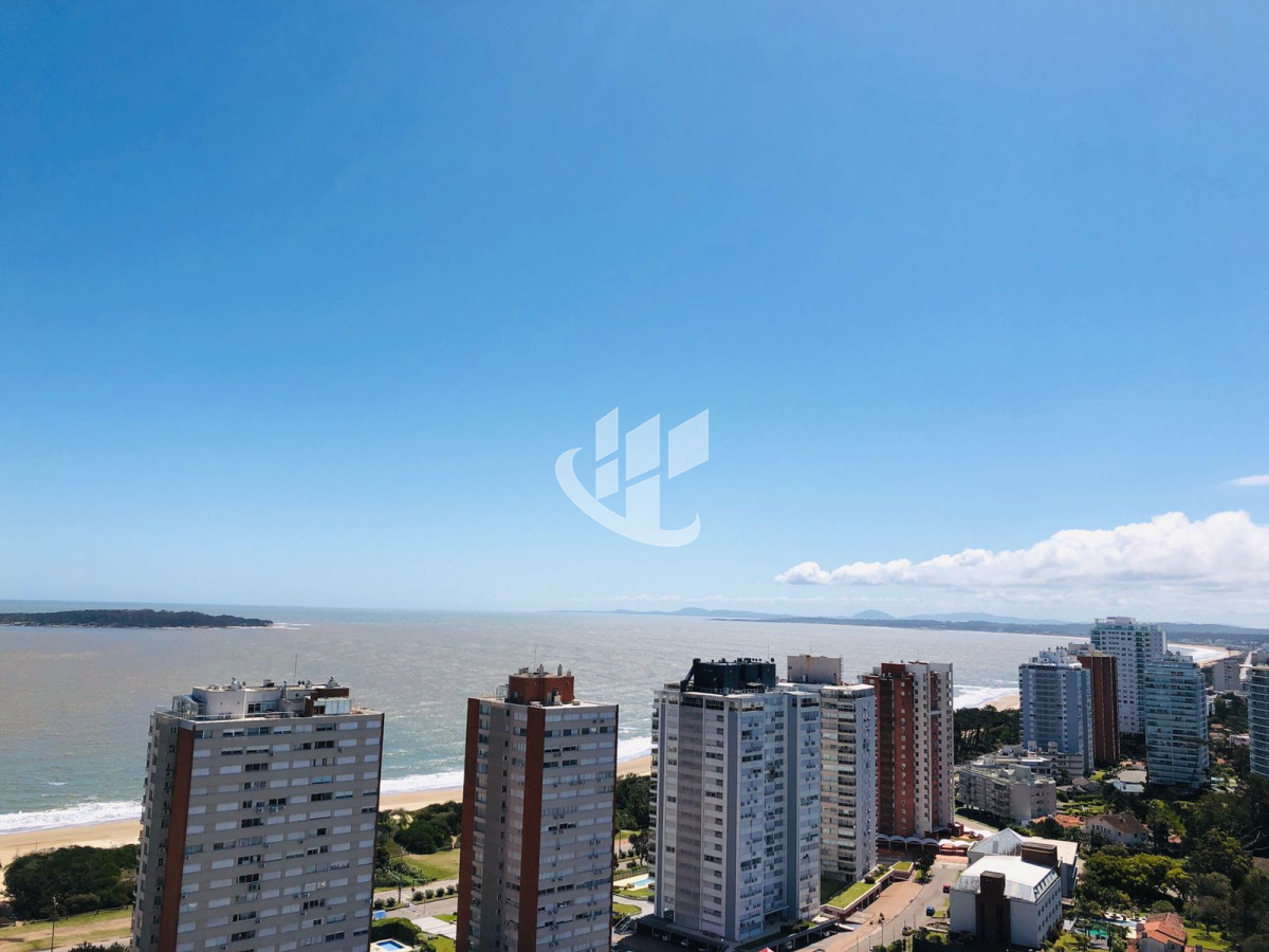 Apartamento ID.1625 - PUNTA DEL ESTE MANSA 3 DORMITORIOS Y DEPENDENCIA EXCELENTE VISTA AL MAR!!! 