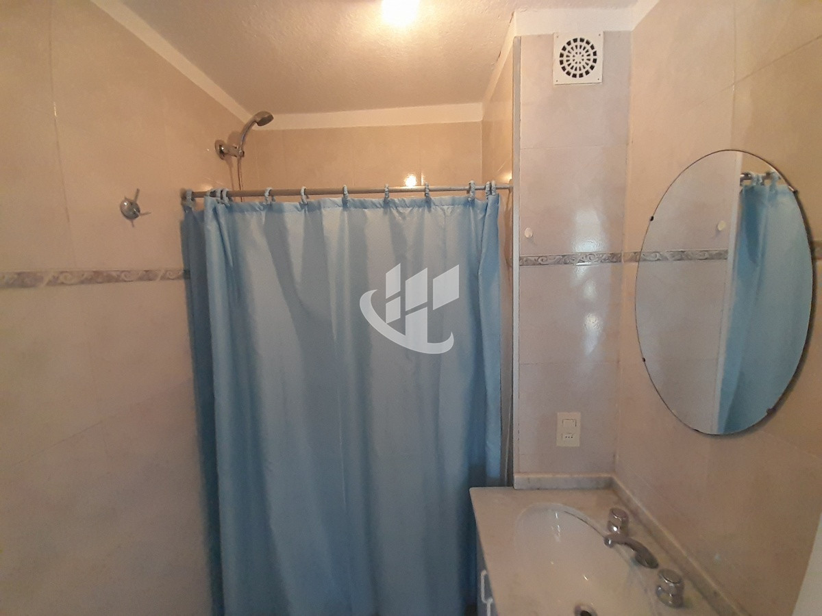 Apartamento ID.2155 - PUNTA DEL ESTE A METROS DE MANSA Y BRAVA EDIFICIO CON AMENITIES 1 DORM Y MEDIO PARA 6 PERSONAS