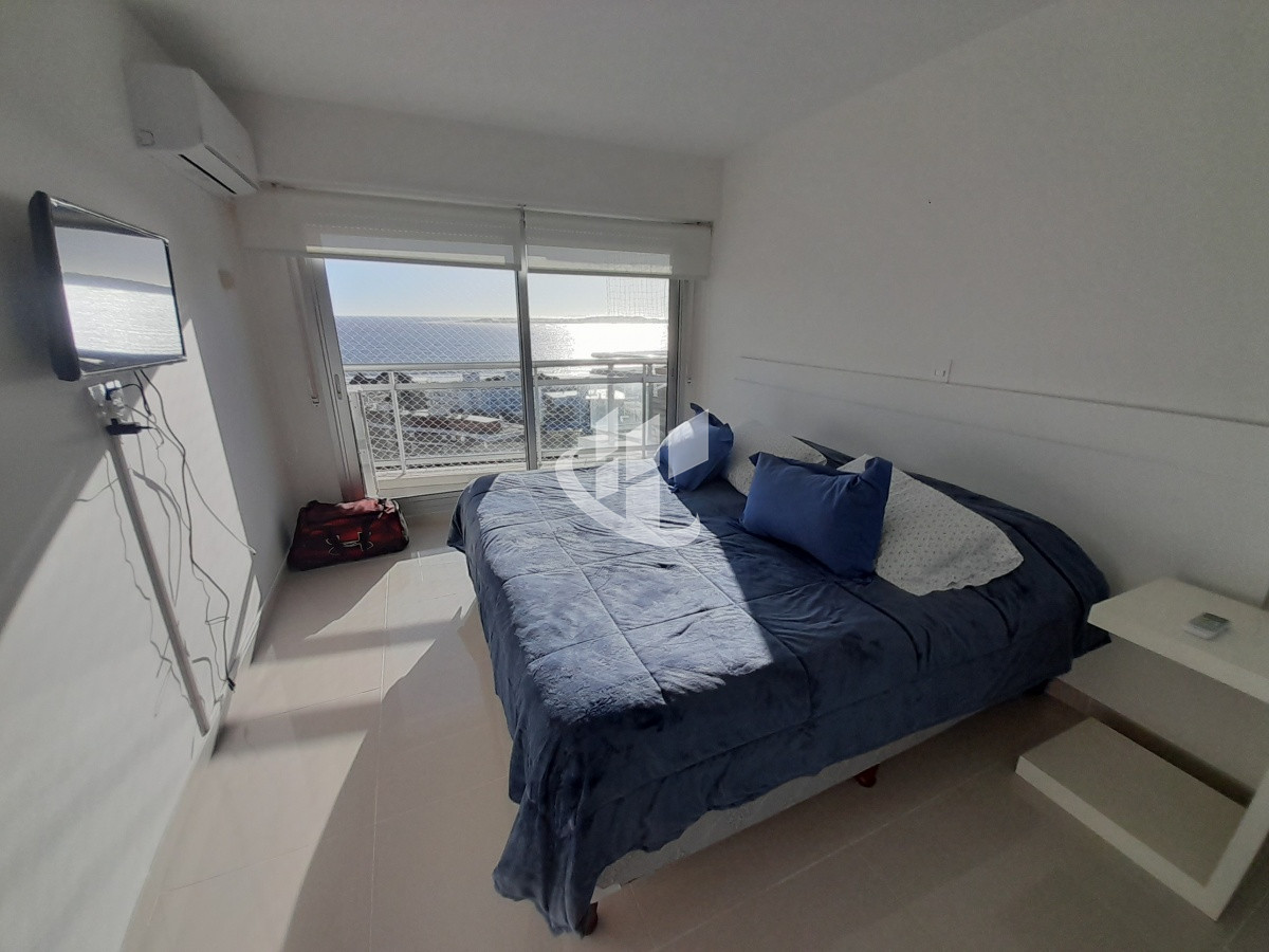 Apartamento ID.1625 - PUNTA DEL ESTE MANSA 3 DORMITORIOS Y DEPENDENCIA EXCELENTE VISTA AL MAR!!! 