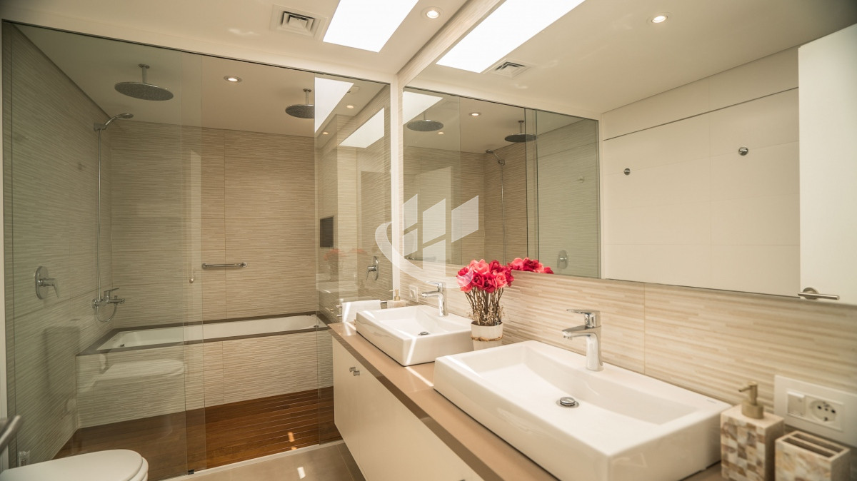Casa ID.1641 - PUNTA DEL ESTE MANSA EXCLUSIVO BARRIO PRIVADO 4 DORMITORIOS PISCINA CLIMATIZADA