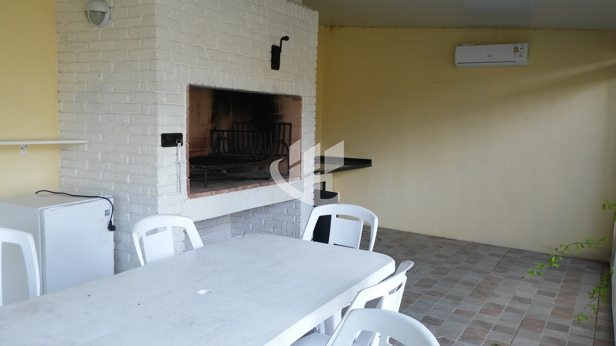 Casa ID.1642 - PUNTA DEL ESTE MANSA 4 DORMITORIOS PISCINA CLIMATIZADA PARRILLERO