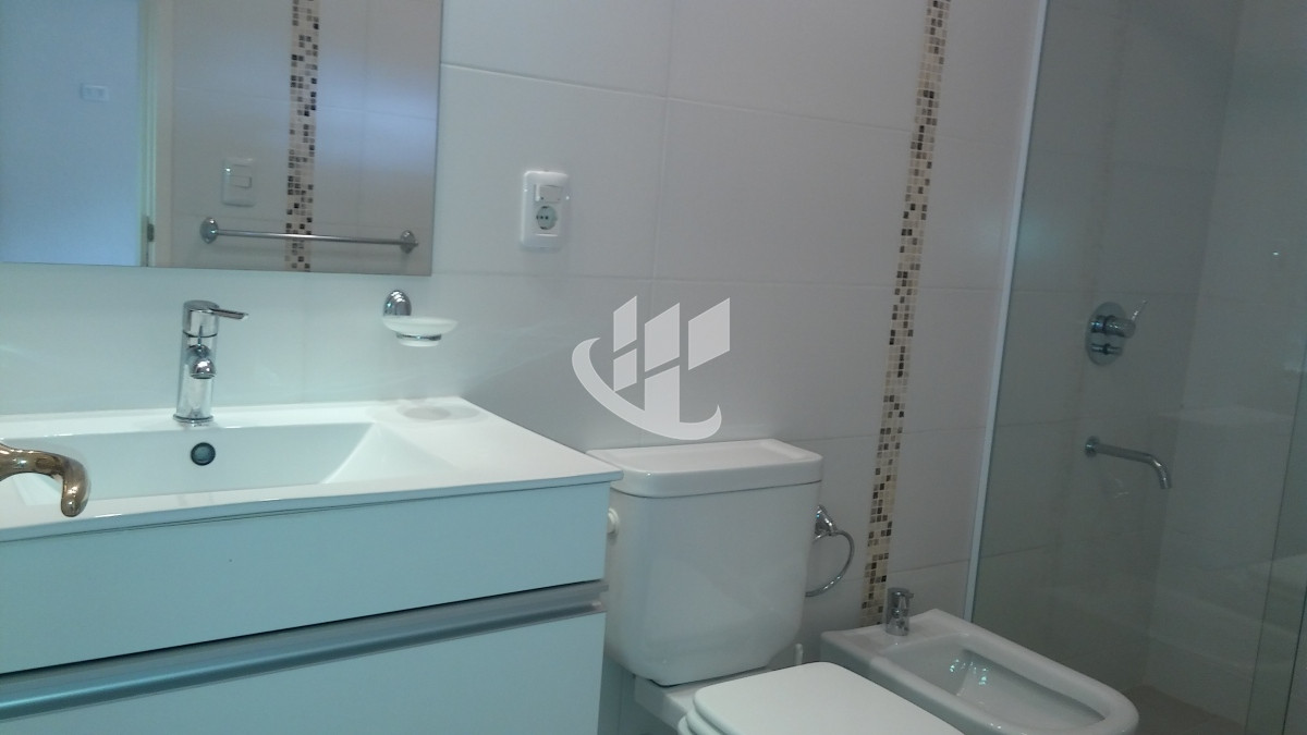 Casa ID.1642 - PUNTA DEL ESTE MANSA 4 DORMITORIOS PISCINA CLIMATIZADA PARRILLERO