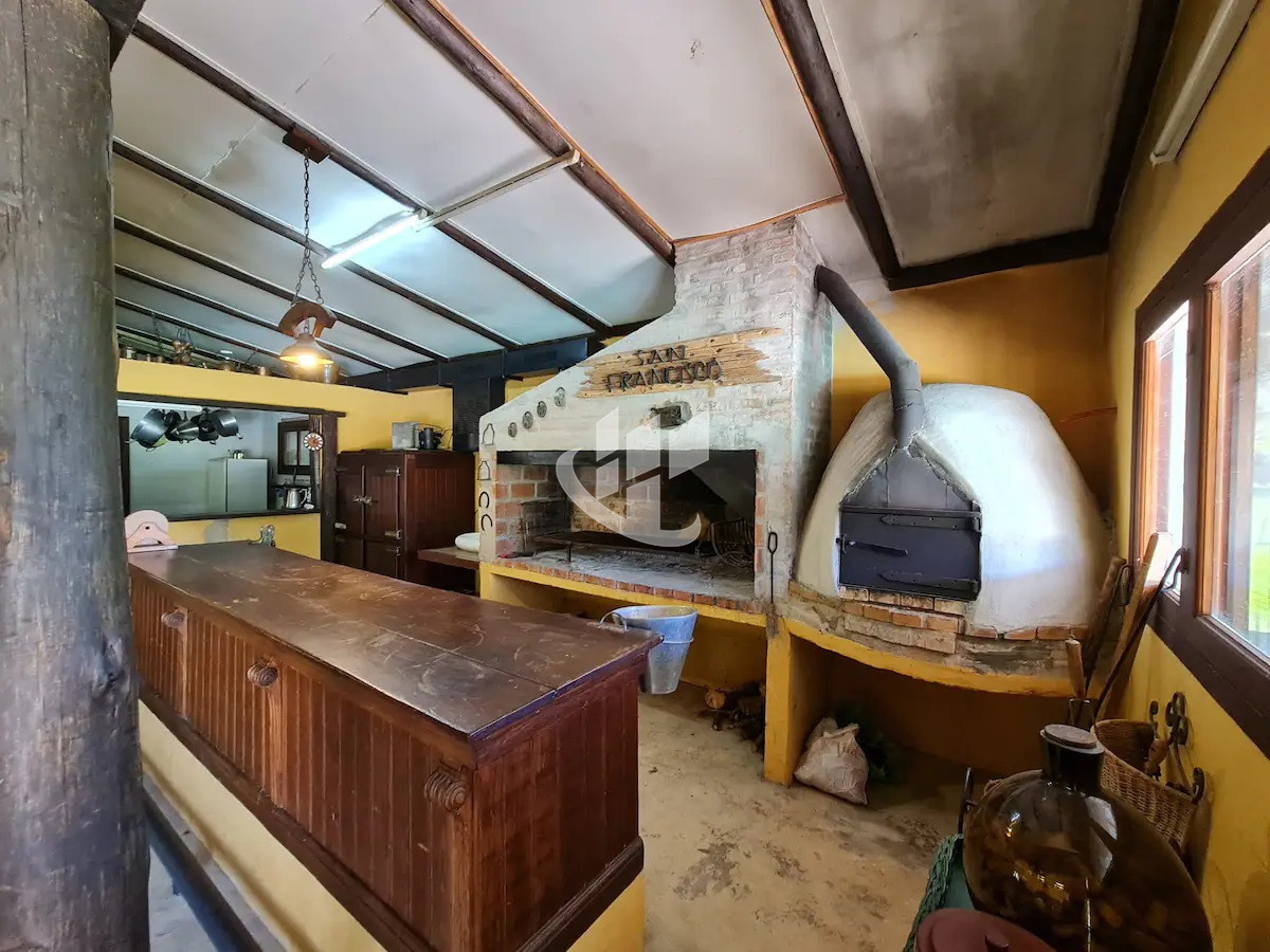 Chacra ID.1629 - MALDONADO SAN CARLOS CHACRA DE 5 HAS CON CASA 4 DEMIRORIOS PISCINA