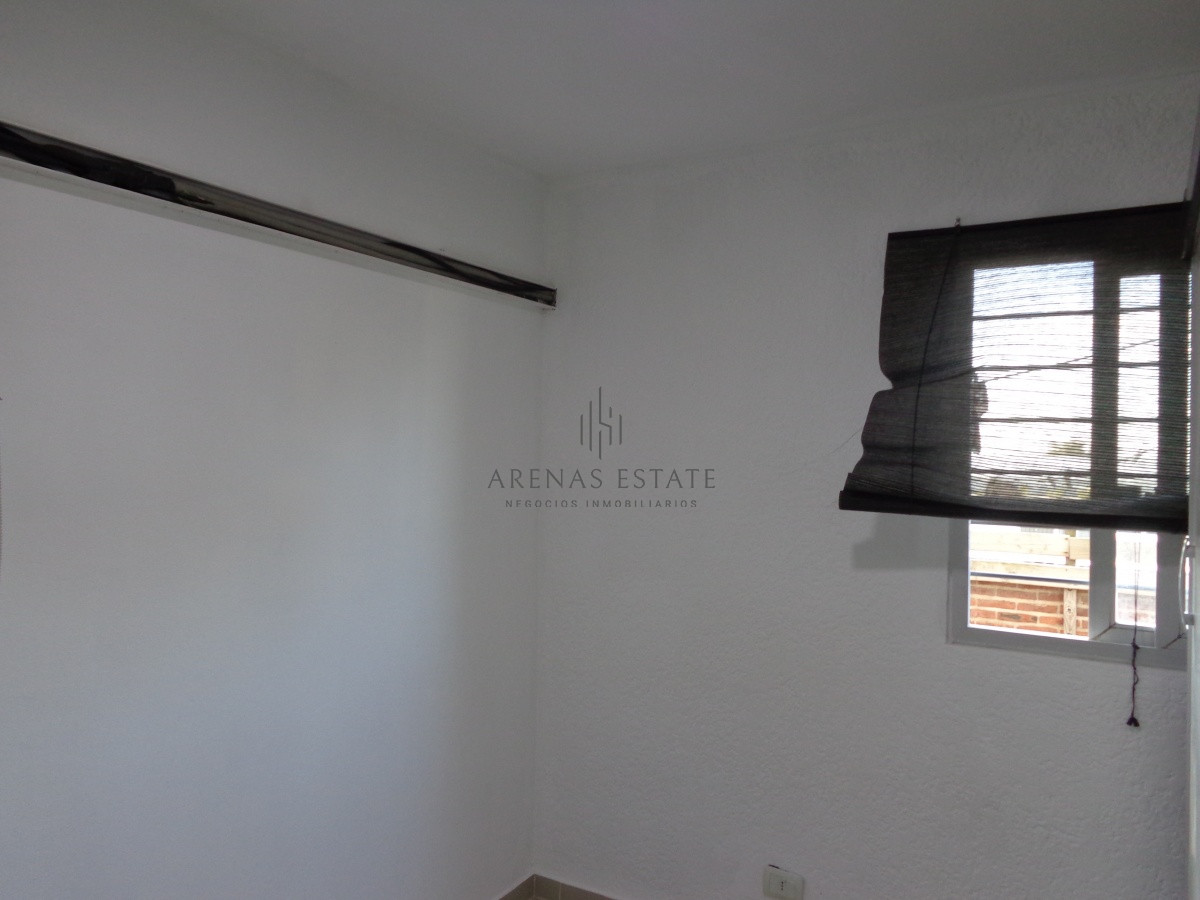 Apartamento ID.1162 - MALDONADO CENTRO COMODO APTO. DE 2 DORMITORIOS CON 2 TERRAZAS