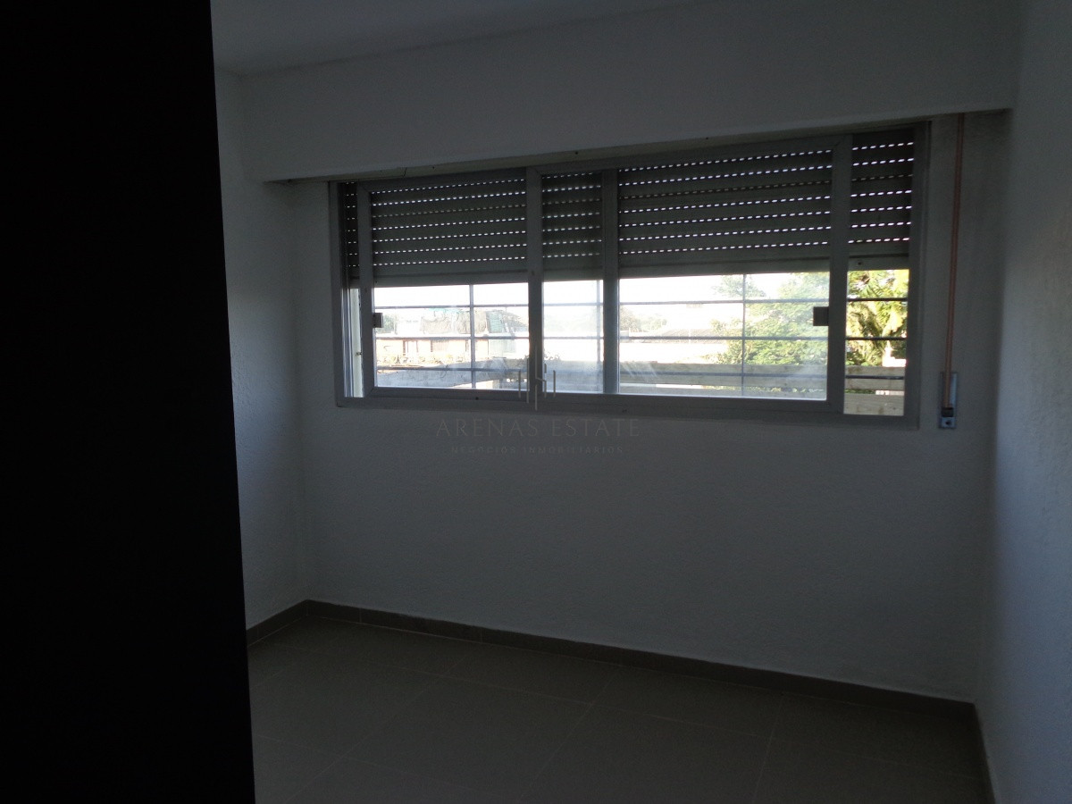 Apartamento ID.1162 - MALDONADO CENTRO COMODO APTO. DE 2 DORMITORIOS CON 2 TERRAZAS