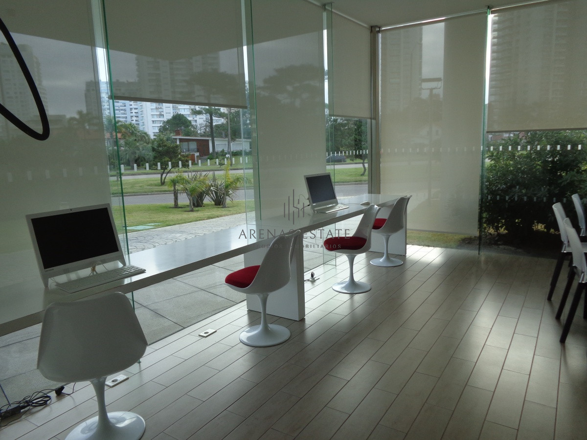 Apartamento ID.1154 - PUNTA DEL ESTE APARTAMENTO 2 DORMITORIOS EDIFICIO CON SERVICIOS 