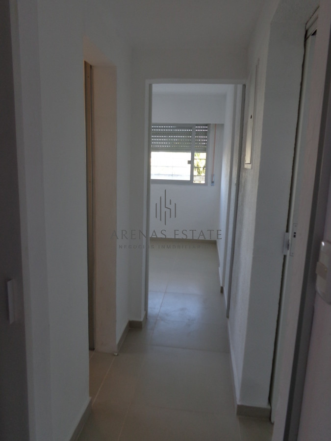 Apartamento ID.1162 - MALDONADO CENTRO COMODO APTO. DE 2 DORMITORIOS CON 2 TERRAZAS