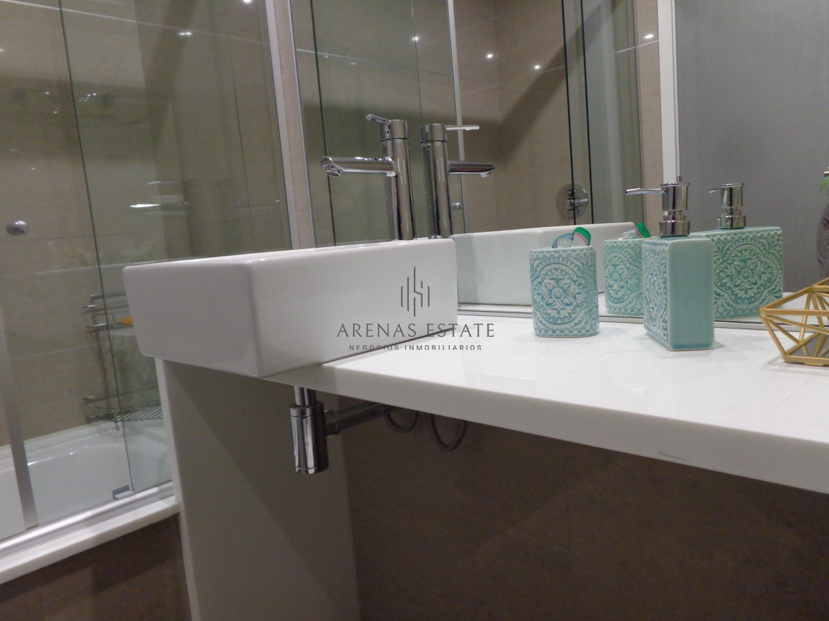 Apartamento ID.1154 - PUNTA DEL ESTE APARTAMENTO 2 DORMITORIOS EDIFICIO CON SERVICIOS 