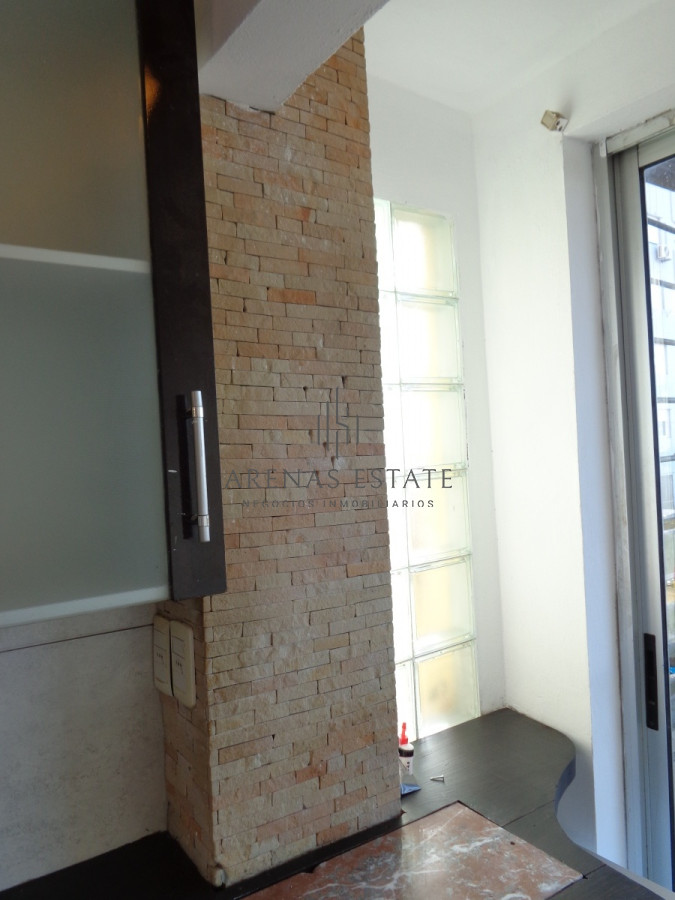 Apartamento ID.1162 - MALDONADO CENTRO COMODO APTO. DE 2 DORMITORIOS CON 2 TERRAZAS