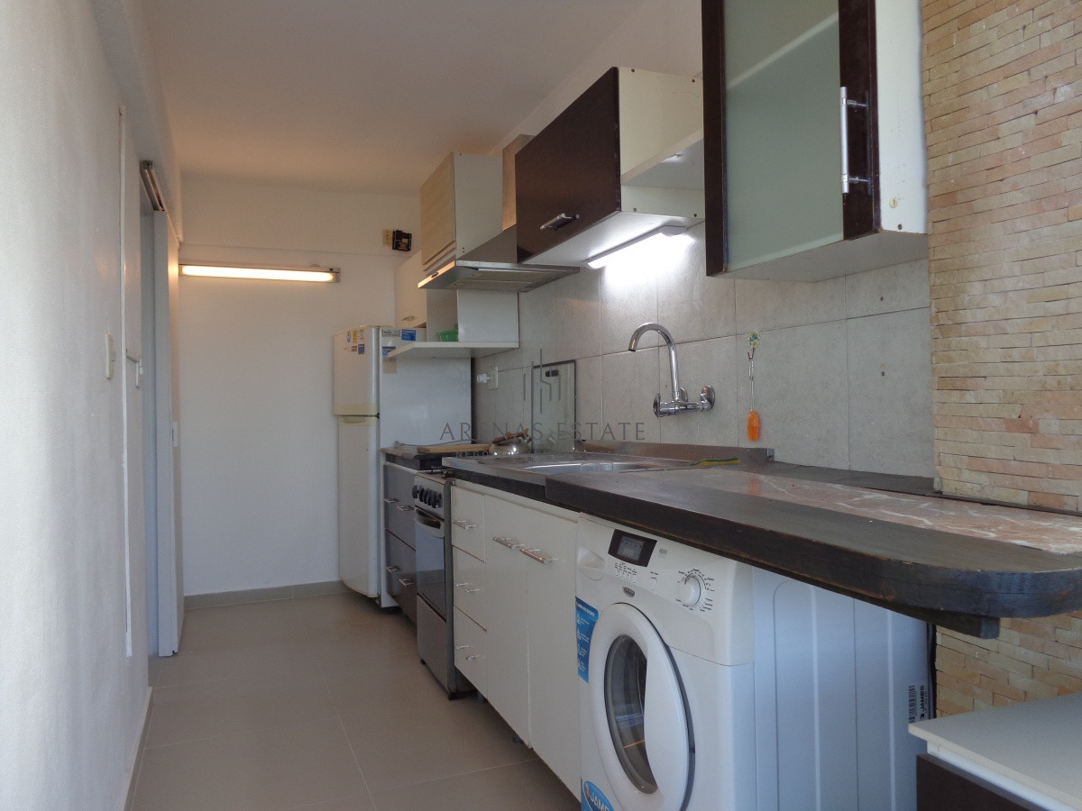 Apartamento ID.1162 - MALDONADO CENTRO COMODO APTO. DE 2 DORMITORIOS CON 2 TERRAZAS