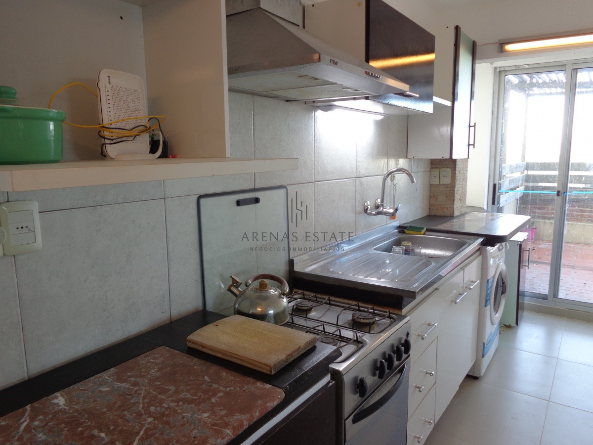 Apartamento ID.1162 - MALDONADO CENTRO COMODO APTO. DE 2 DORMITORIOS CON 2 TERRAZAS
