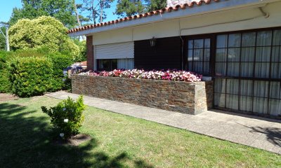 PUNTA DEL ESTE CASA 4 DORMITORIOS ZONA CANTEGRIL
