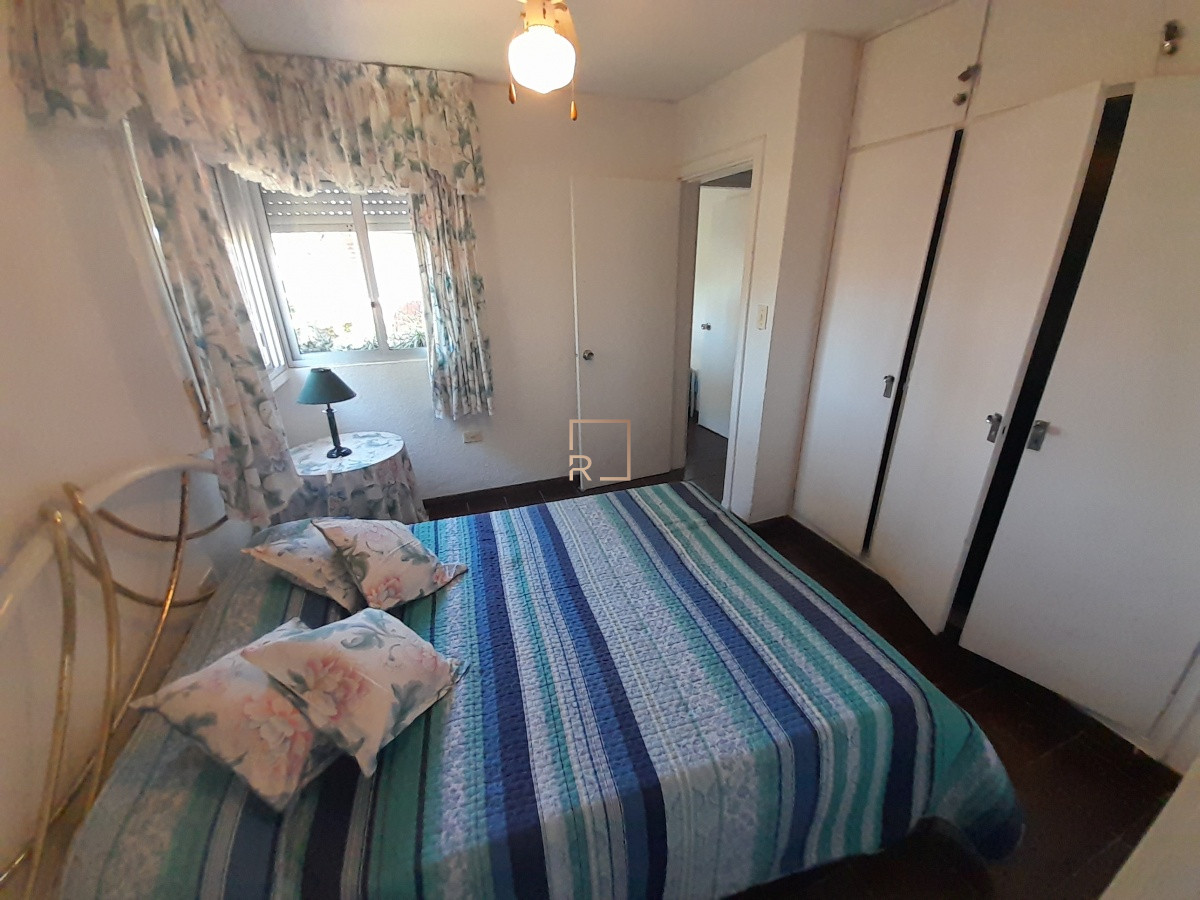 Apartamento ID.282 - PUNTA DEL ESTE AIDY GRILL APTO 2 DORMITORIOS 2 BAÑOS GARAGE