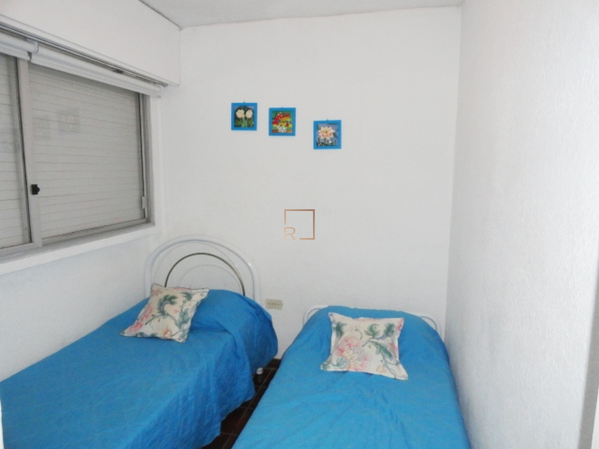 Apartamento ID.282 - PUNTA DEL ESTE AIDY GRILL APTO 2 DORMITORIOS 2 BAÑOS GARAGE