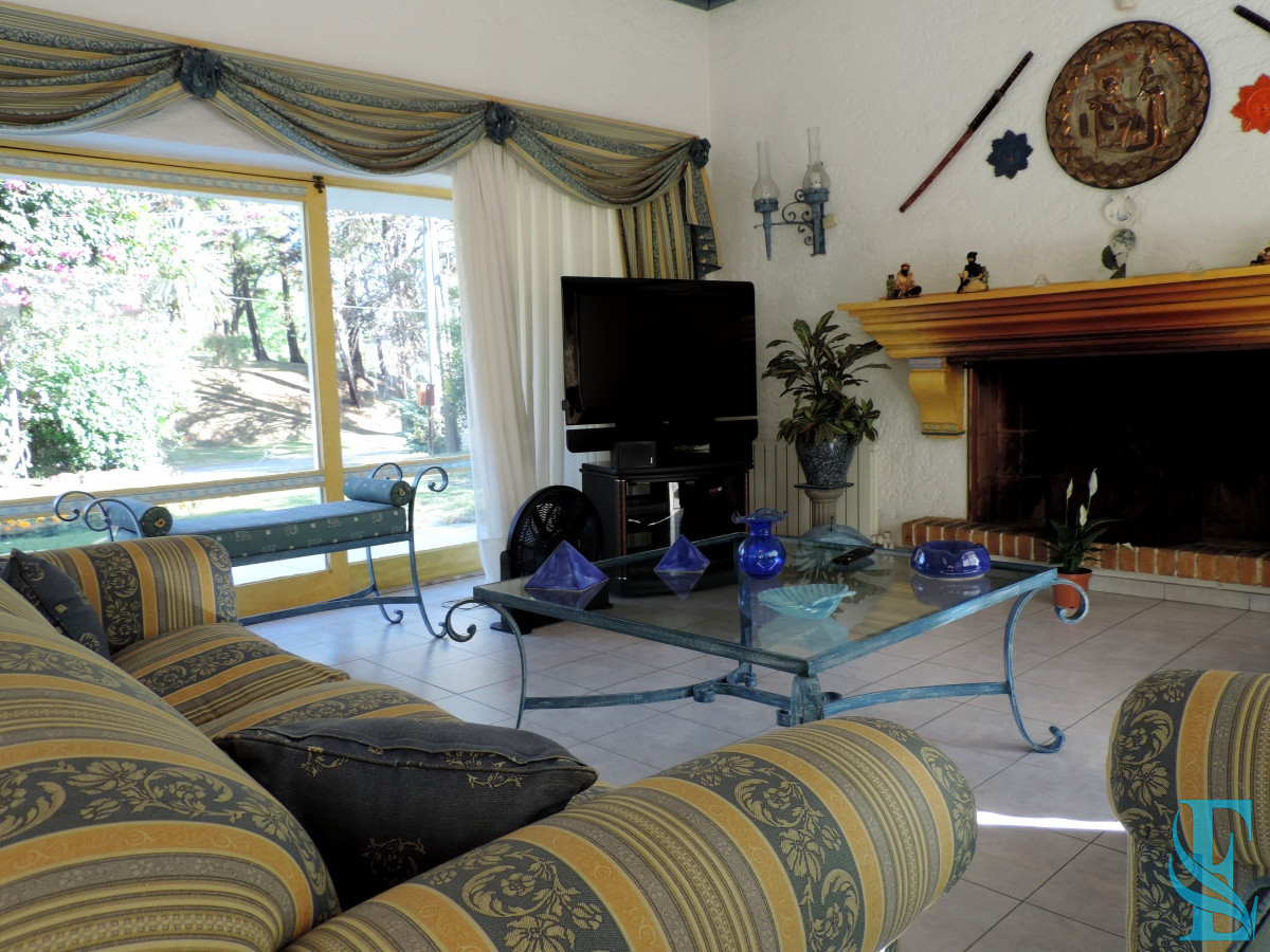 Casa ID.74 - PUNTA DEL ESTE LUGANO EXCEPCIONAL PROPIEDAD EN VENTA Y ALQUILER