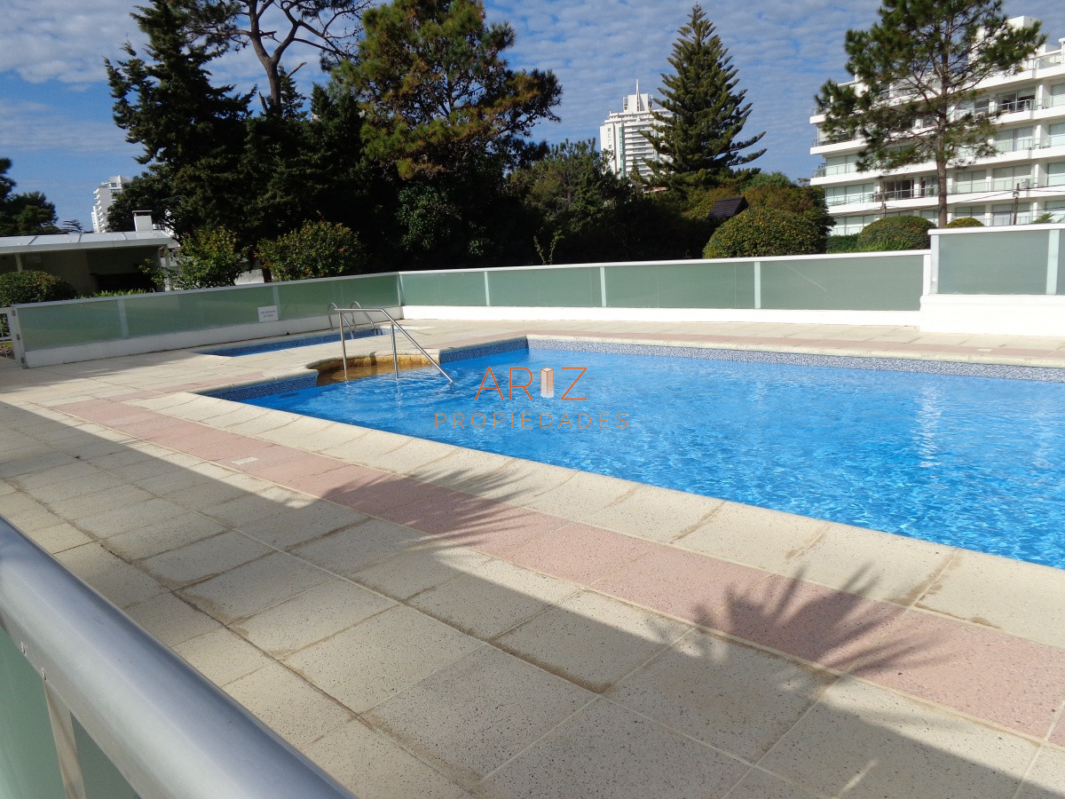 Apartamento ID.1851 - PUNTA DEL ESTE VENDO APARTAMENTO 2 DORMITORIOS AIDY GRILL 