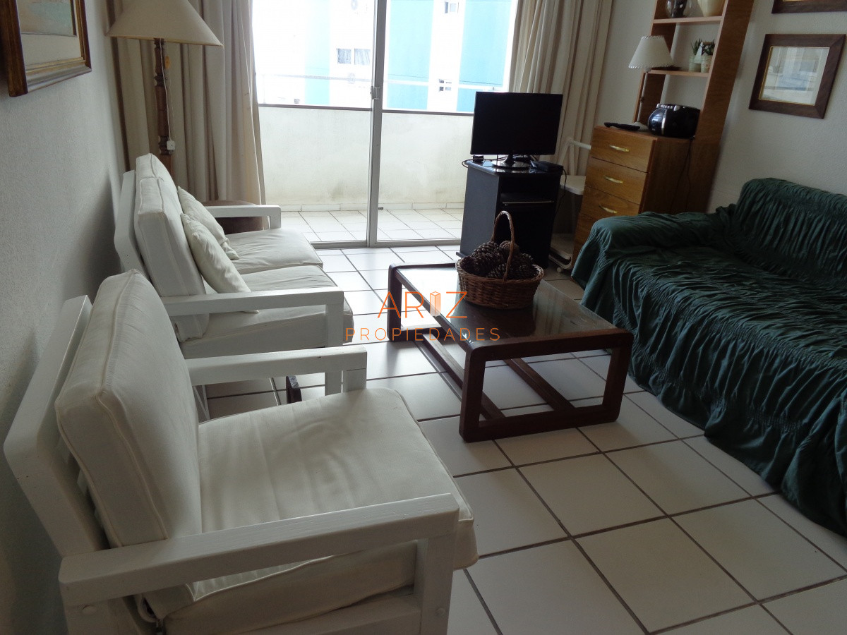 Apartamento ID.1851 - PUNTA DEL ESTE VENDO APARTAMENTO 2 DORMITORIOS AIDY GRILL 