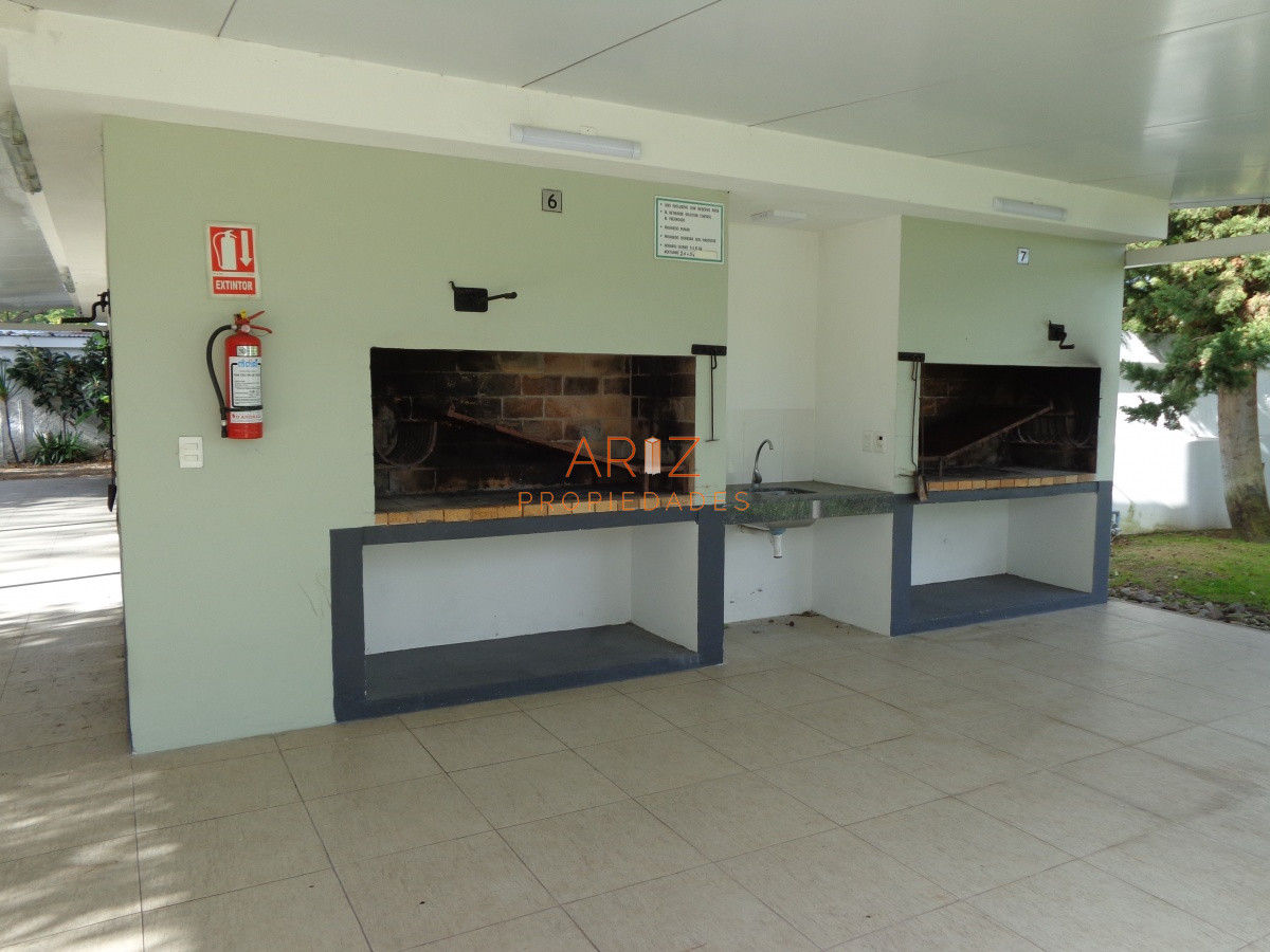 Apartamento ID.1851 - PUNTA DEL ESTE VENDO APARTAMENTO 2 DORMITORIOS AIDY GRILL 