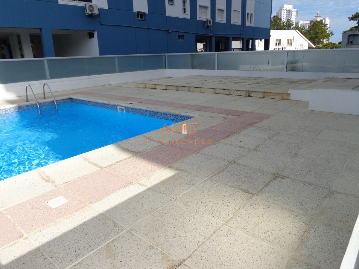Apartamento ID.1851 - PUNTA DEL ESTE VENDO APARTAMENTO 2 DORMITORIOS AIDY GRILL 