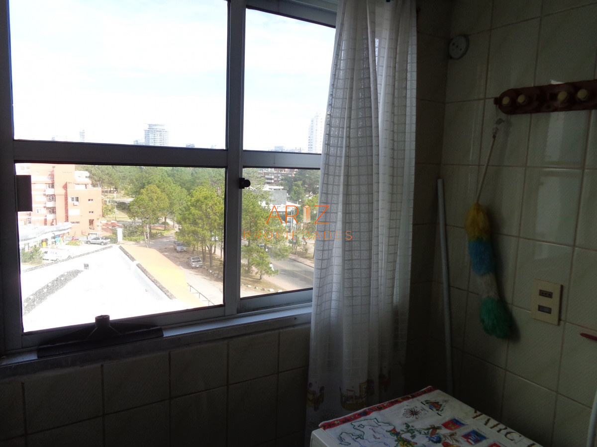 Apartamento ID.1851 - PUNTA DEL ESTE VENDO APARTAMENTO 2 DORMITORIOS AIDY GRILL 