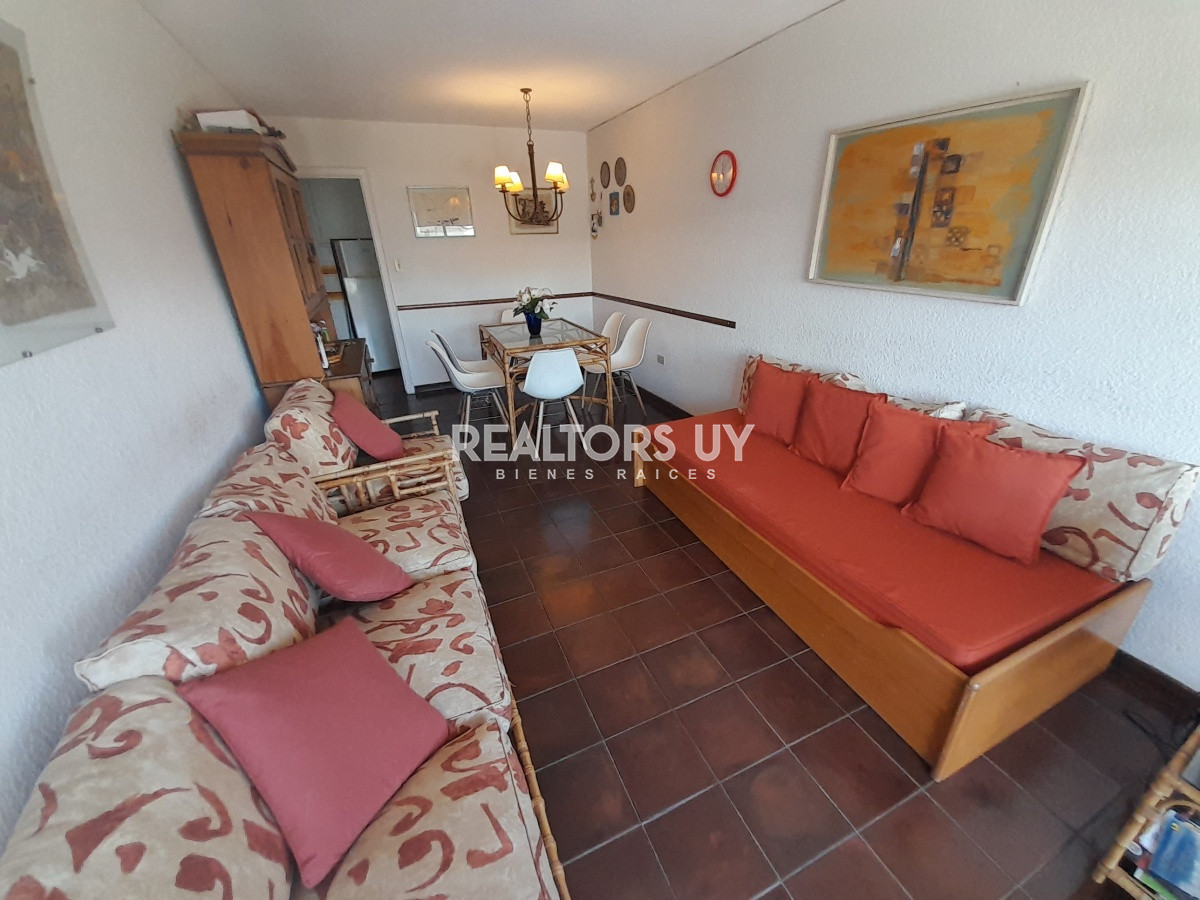 Apartamento ID.289 - PUNTA DEL ESTE AIDY GRILL APTO 2 DORMITORIOS 2 BAÑOS GARAGE
