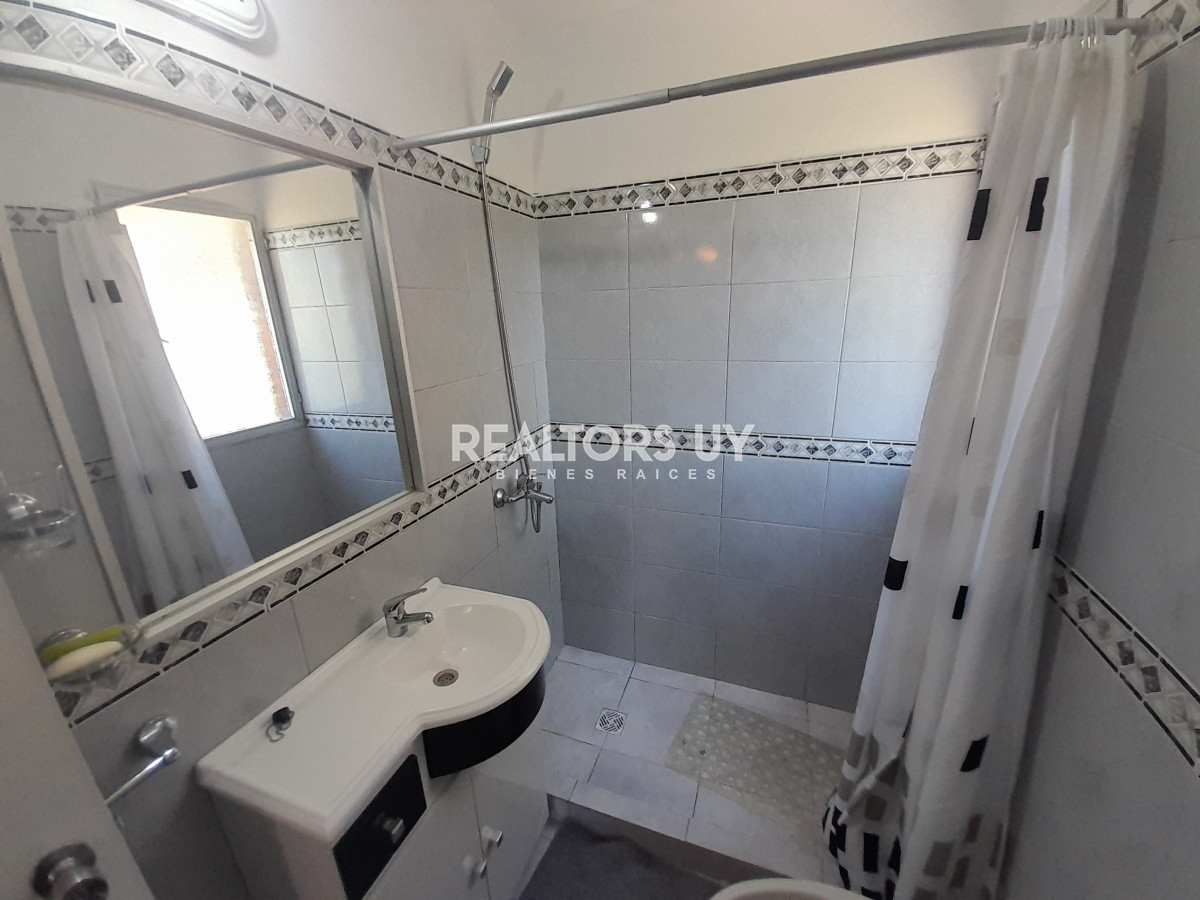 Apartamento ID.289 - PUNTA DEL ESTE AIDY GRILL APTO 2 DORMITORIOS 2 BAÑOS GARAGE