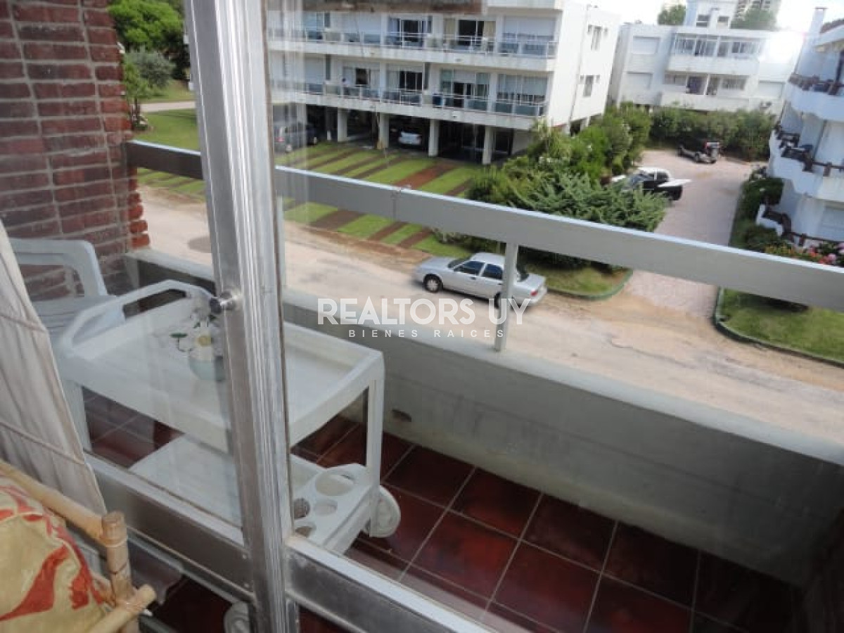 Apartamento ID.289 - PUNTA DEL ESTE AIDY GRILL APTO 2 DORMITORIOS 2 BAÑOS GARAGE