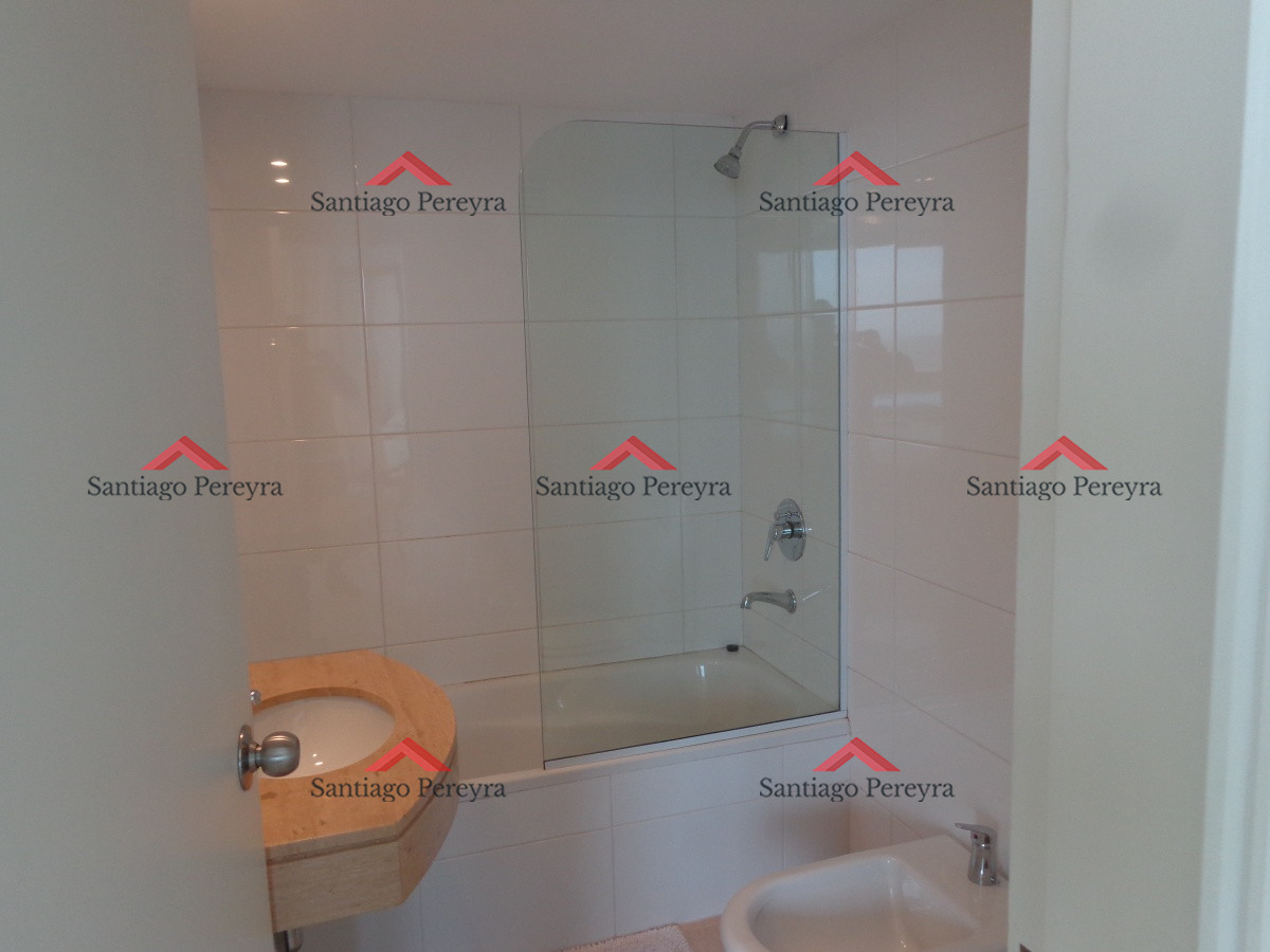 Apartamento ID.14818 - PUNTA DEL ESTE BRAVA 3 DORMITORIOS Y DEPENDENCIA 