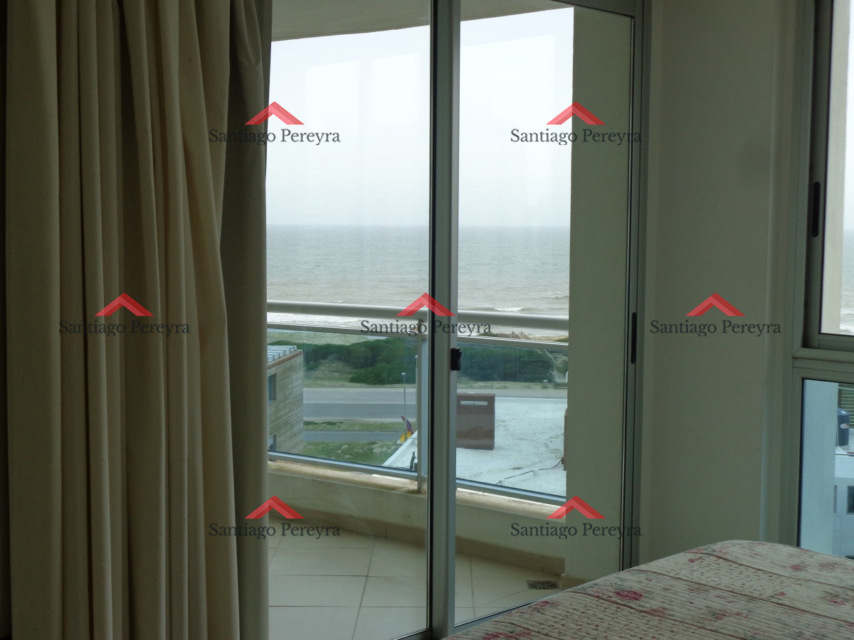 Apartamento ID.14818 - PUNTA DEL ESTE BRAVA 3 DORMITORIOS Y DEPENDENCIA 