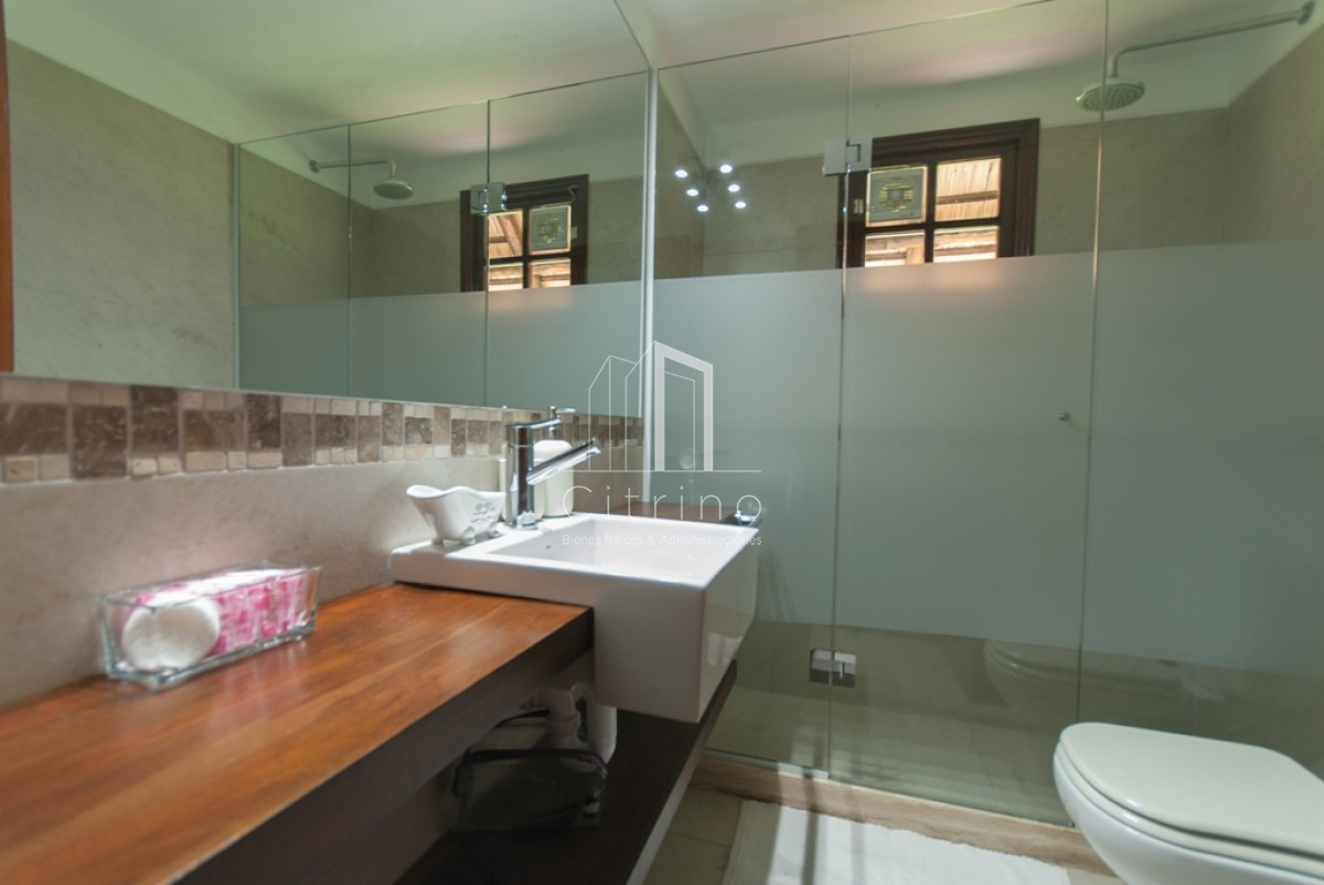 Casa ID.1217 - PINARES EXCELENTE PROPIEDAD VENTA Y ALQUILER DE TEMPORADA