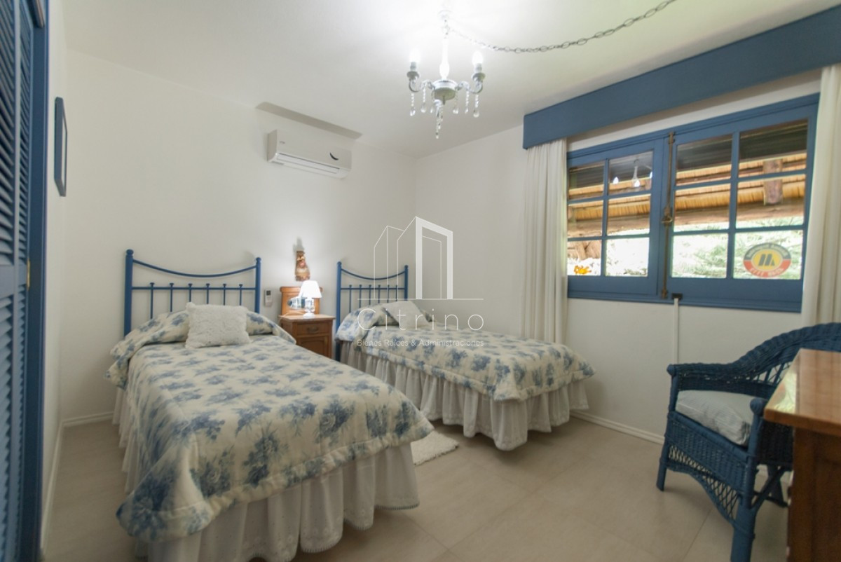 Casa ID.1217 - PINARES EXCELENTE PROPIEDAD VENTA Y ALQUILER DE TEMPORADA