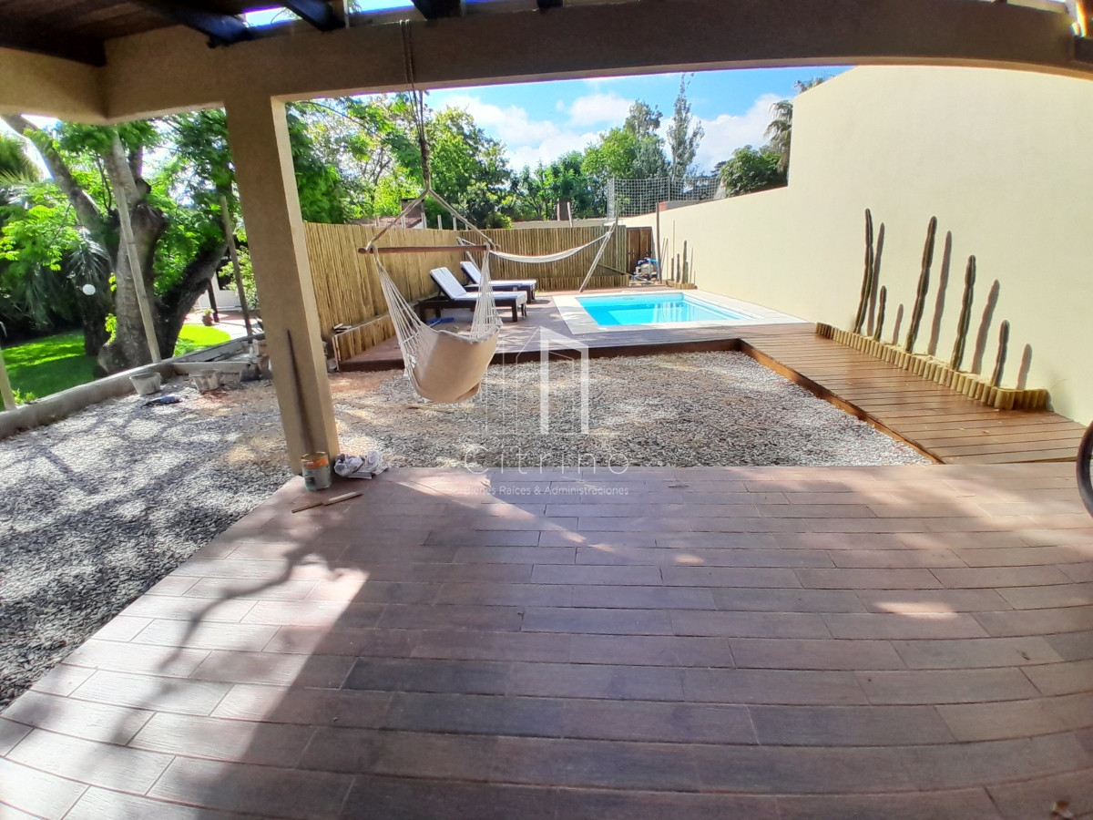 Casa ID.1215 - PUNTA DEL ESTE PINARES MODERNA CASA A ESTRENAR DE 3 DORMITORIOS PARRILLERO PISCINA