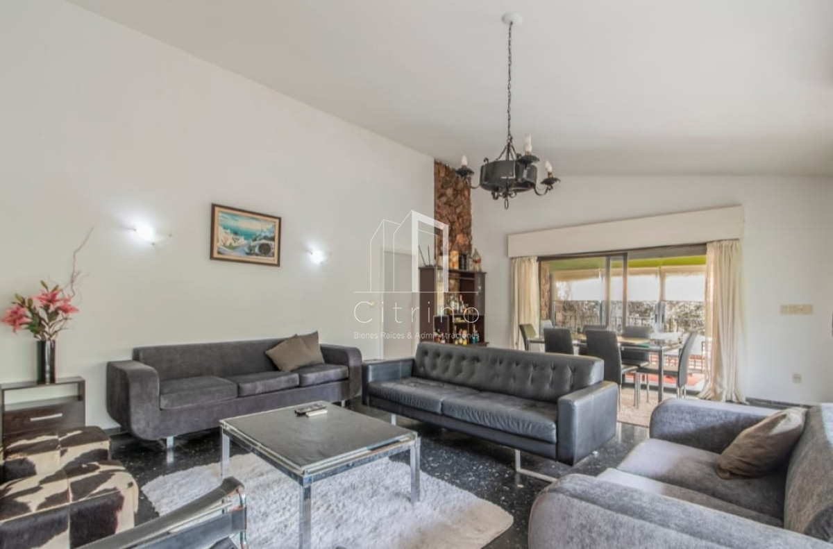Casa ID.1218 - PUNTA DEL ESTE PINARES 3 DORMITORIOS EN SUITE PISCINA