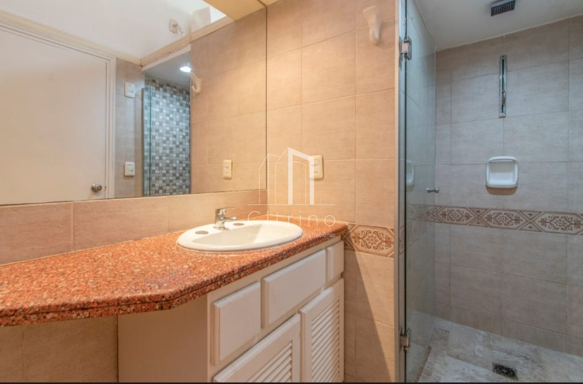 Casa ID.1218 - PUNTA DEL ESTE PINARES 3 DORMITORIOS EN SUITE PISCINA