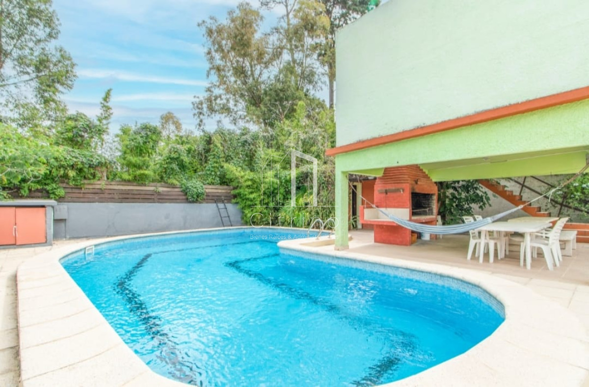 Casa ID.1218 - PUNTA DEL ESTE PINARES 3 DORMITORIOS EN SUITE PISCINA