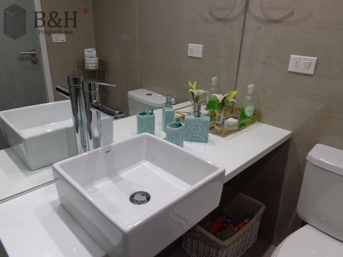 Apartamento ID.314 - PUNTA DEL ESTE APARTAMENTO 2 DORMITORIOS EDIFICIO CON SERVICIOS 