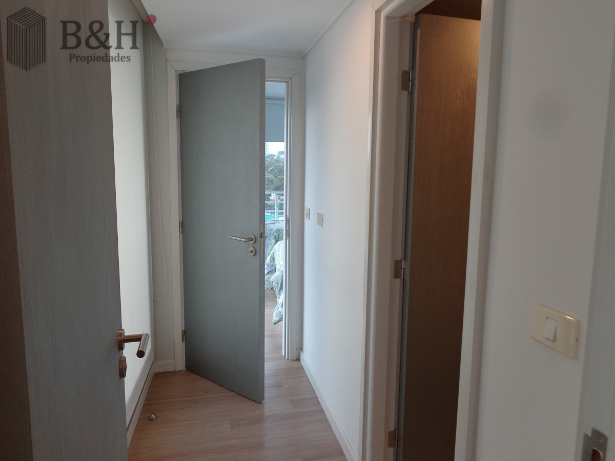 Apartamento ID.314 - PUNTA DEL ESTE APARTAMENTO 2 DORMITORIOS EDIFICIO CON SERVICIOS 