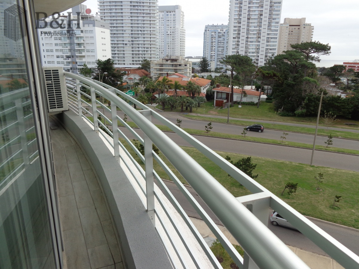 Apartamento ID.314 - PUNTA DEL ESTE APARTAMENTO 2 DORMITORIOS EDIFICIO CON SERVICIOS 