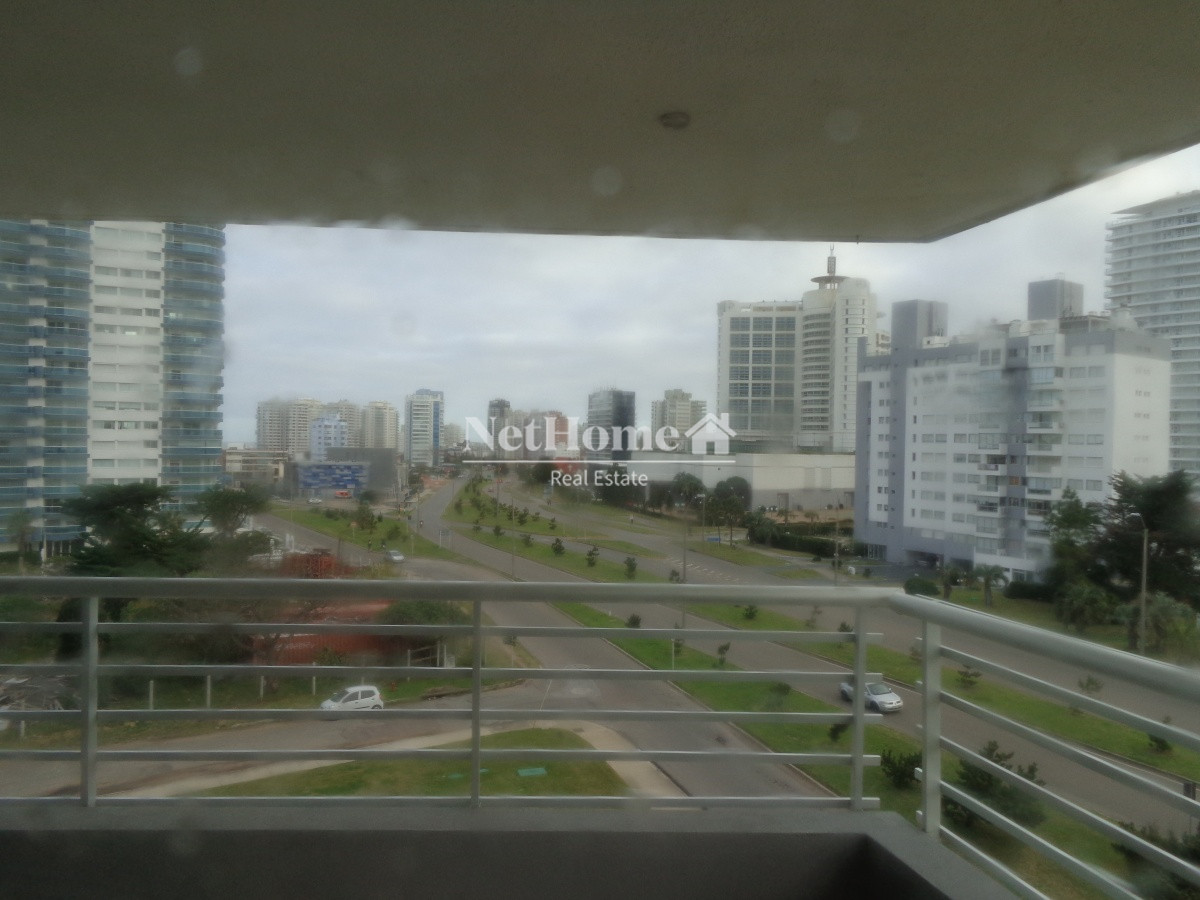 Apartamento ID.112 - Playa Mansa Apartamento 2 Dormitorios A pocos metros del Mar