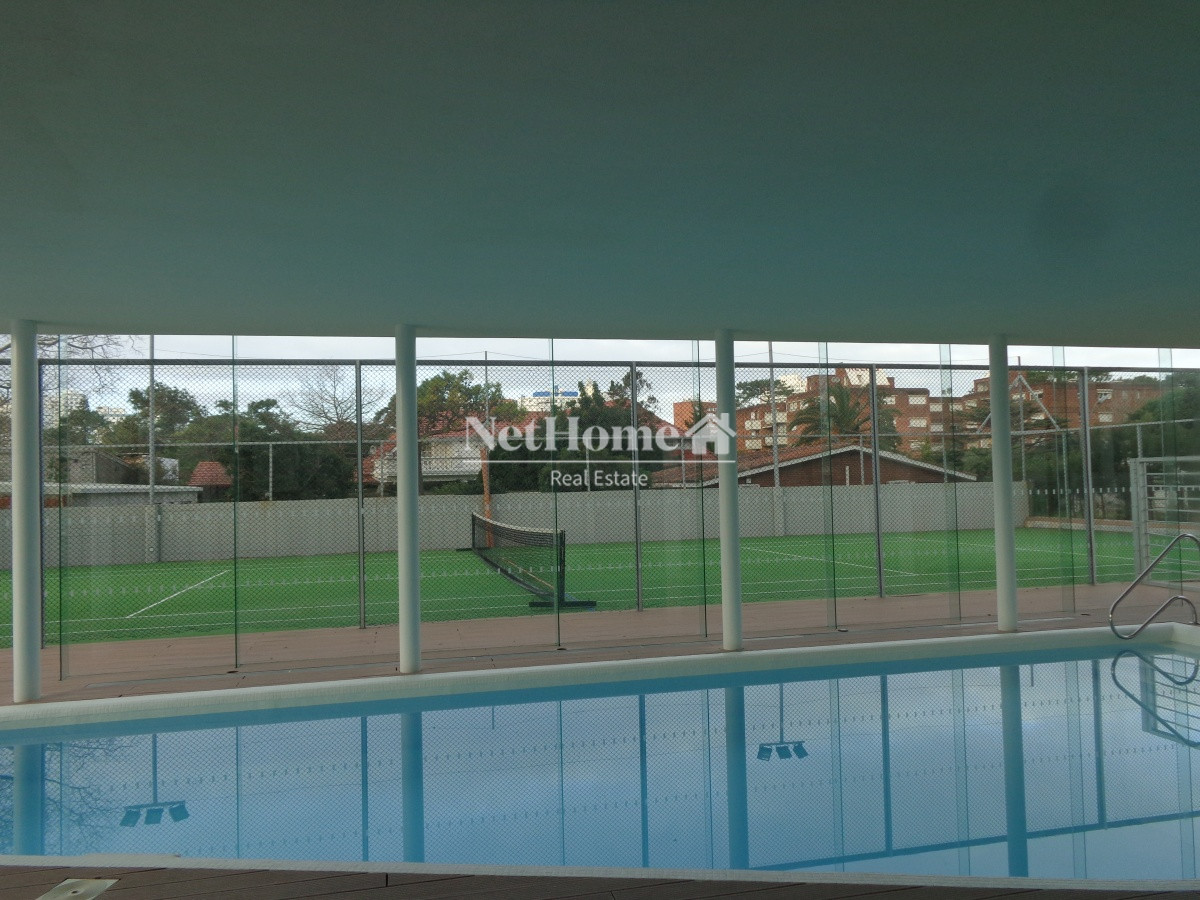 Apartamento ID.112 - Playa Mansa Apartamento 2 Dormitorios A pocos metros del Mar
