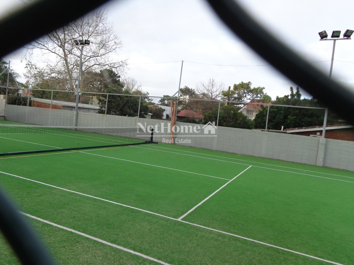 Apartamento ID.112 - Playa Mansa Apartamento 2 Dormitorios A pocos metros del Mar