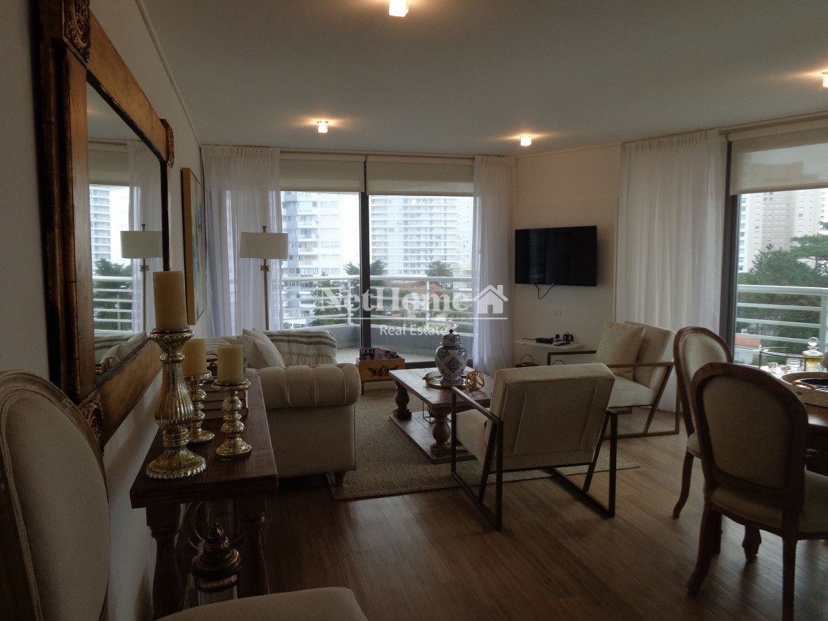 Apartamento ID.112 - Playa Mansa Apartamento 2 Dormitorios A pocos metros del Mar