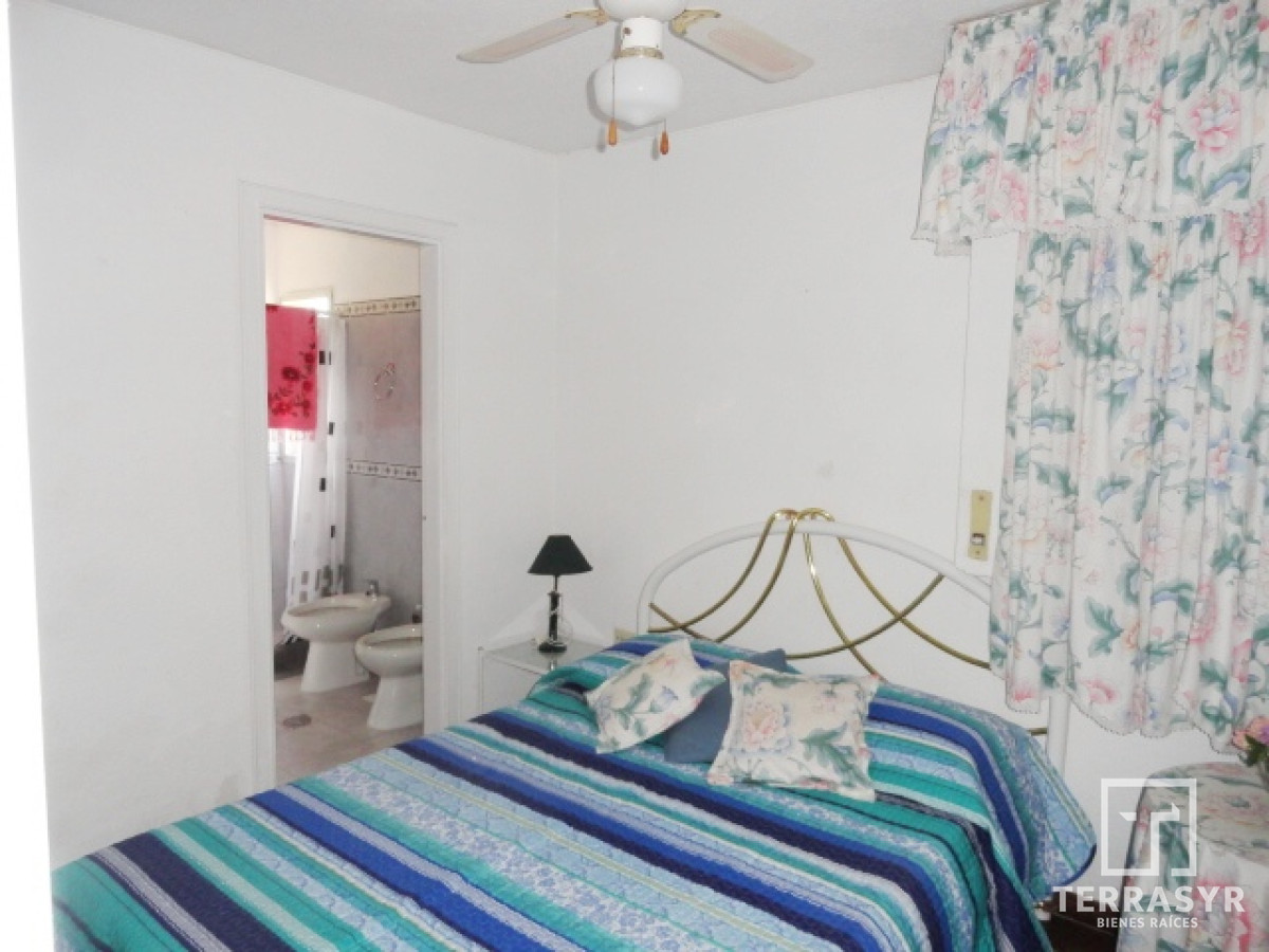 Apartamento ID.24 - PUNTA DEL ESTE AIDY GRILL APTO 2 DORMITORIOS 2 BAÑOS GARAGE