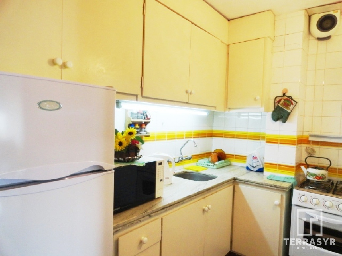 Apartamento ID.24 - PUNTA DEL ESTE AIDY GRILL APTO 2 DORMITORIOS 2 BAÑOS GARAGE