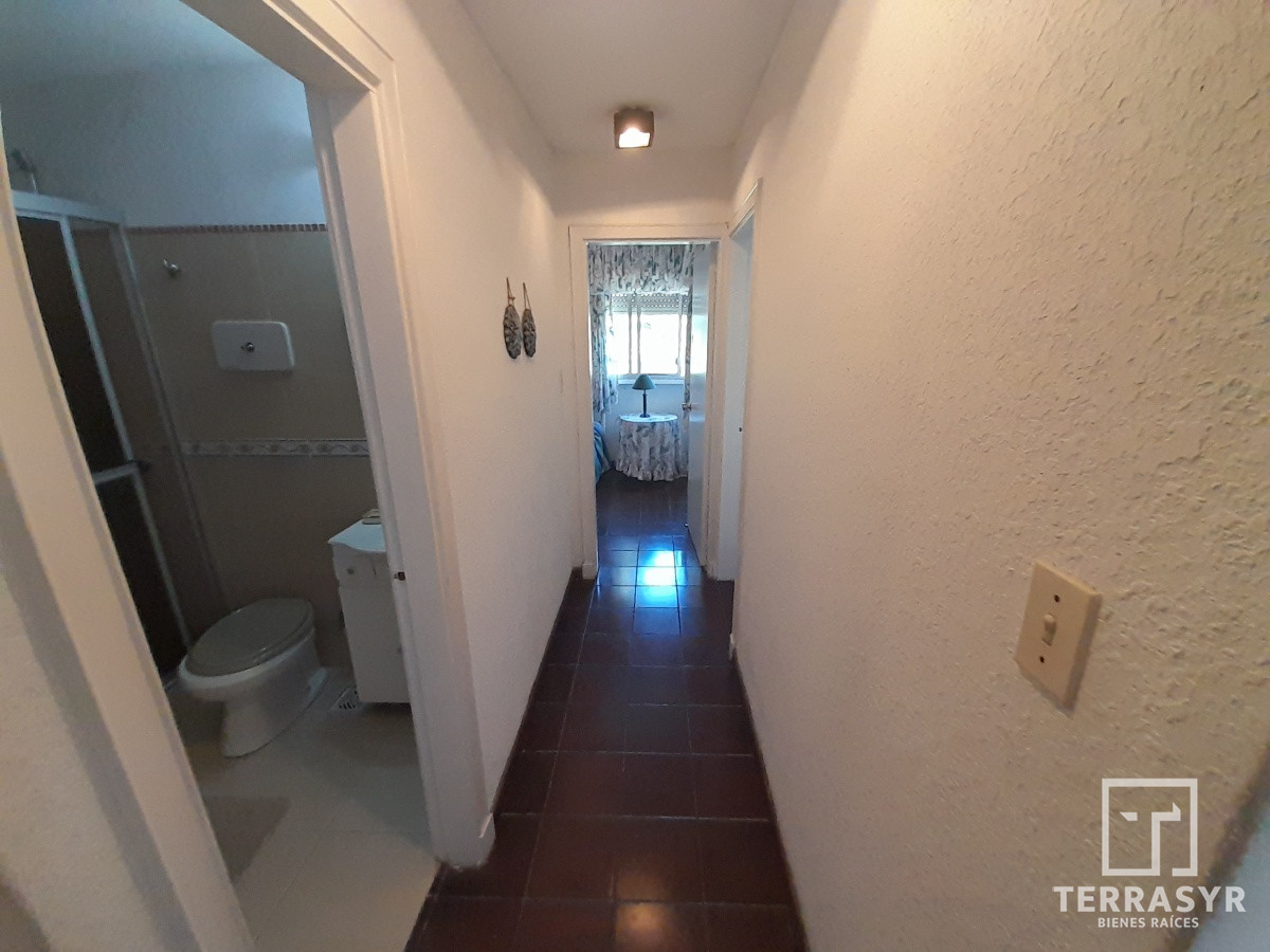 Apartamento ID.24 - PUNTA DEL ESTE AIDY GRILL APTO 2 DORMITORIOS 2 BAÑOS GARAGE
