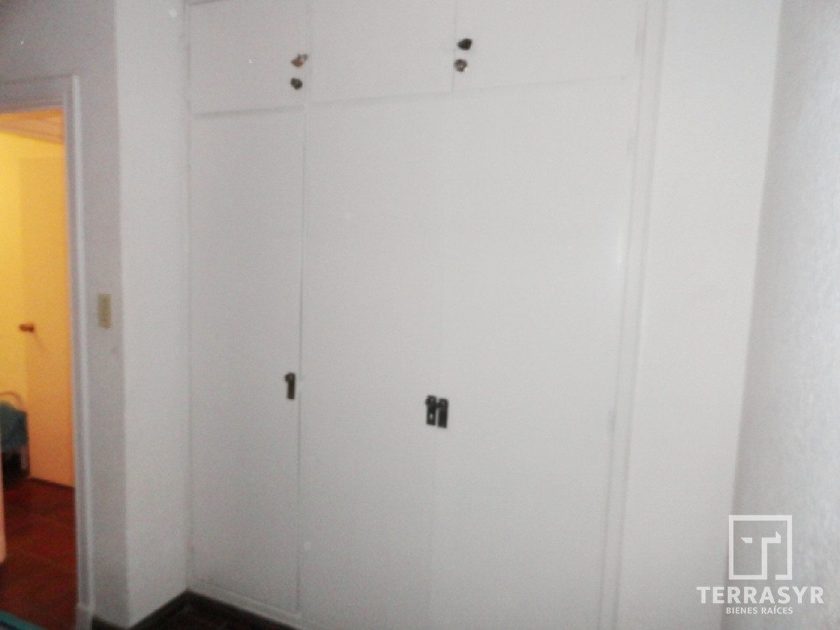 Apartamento ID.24 - PUNTA DEL ESTE AIDY GRILL APTO 2 DORMITORIOS 2 BAÑOS GARAGE
